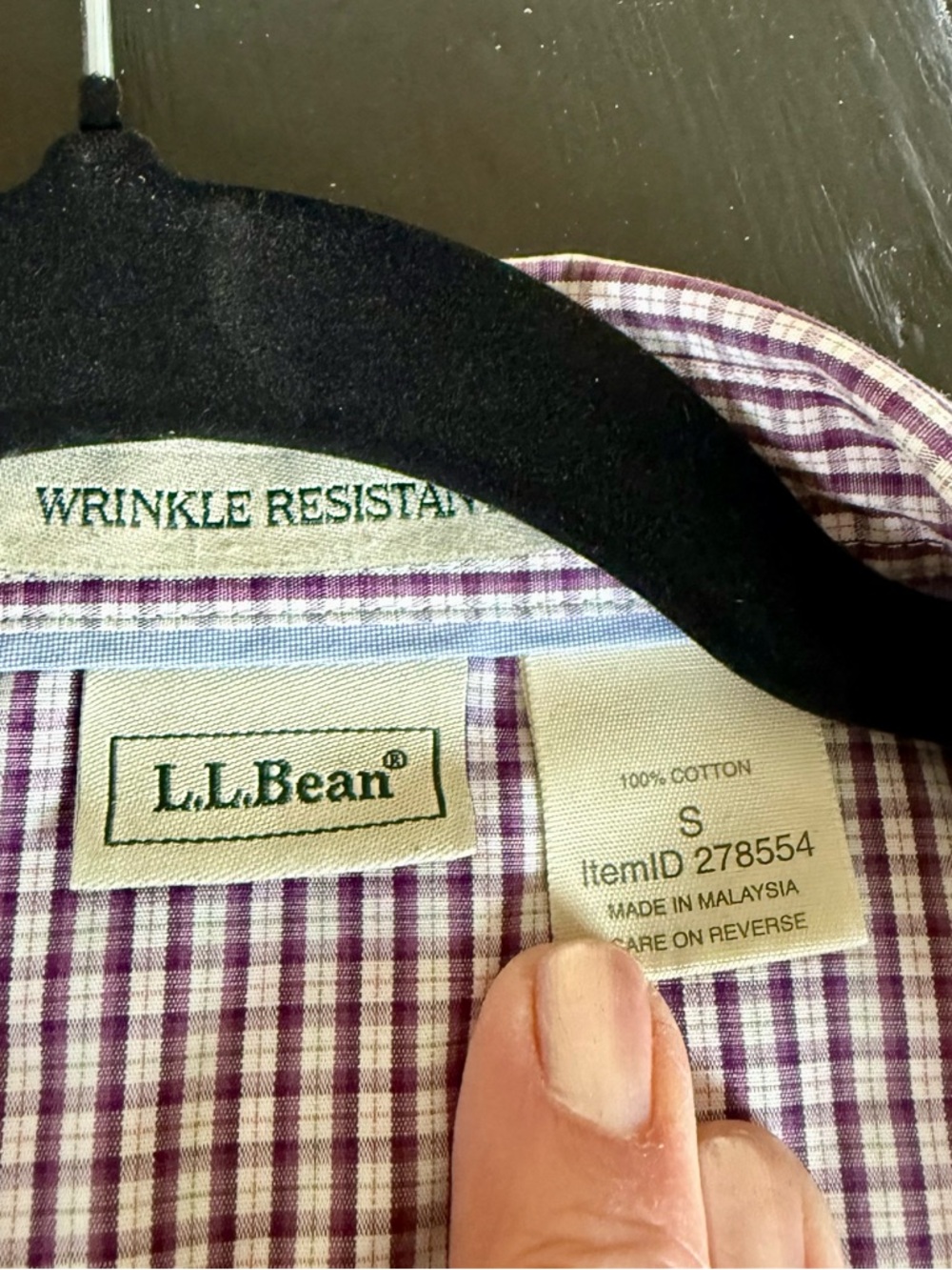 L.L. Bean Women's Wrinkle-Resistant Long-Sleeve Oxford Shirt - Picture 3 of 4